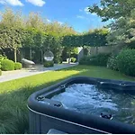Bed & Breakfast La Du Puits Avec 2 Jacuzzis , Sauna Et Hammam Privatif