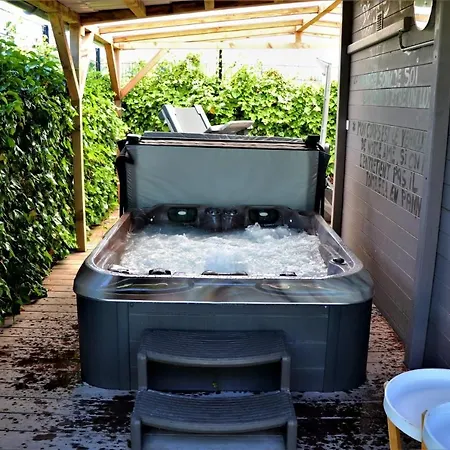 La Du Puits Avec 2 Jacuzzis , Sauna Et Hammam Privatif Tournai