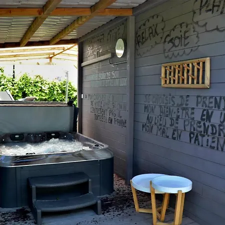 Bed & Breakfast La Du Puits Avec 2 Jacuzzis , Sauna Et Hammam Privatif Tournai