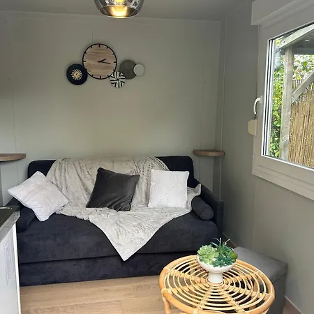 La Du Puits Avec 2 Jacuzzis , Sauna Et Hammam Privatif 4* Tournai