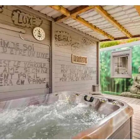 La Du Puits Avec 2 Jacuzzis , Sauna Et Hammam Privatif
